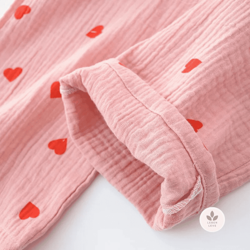 Kit Super Hearts - Pijama + Pantufa Premium - Leben Leve